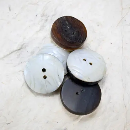 Shell/Water Buffalo Horn Buttons