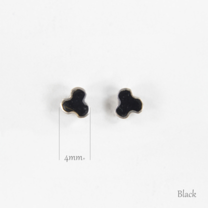 Gem Trefoil Silver Earrings - Black Onyx